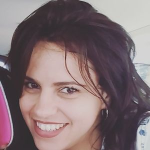 Meet your Posher, Dania